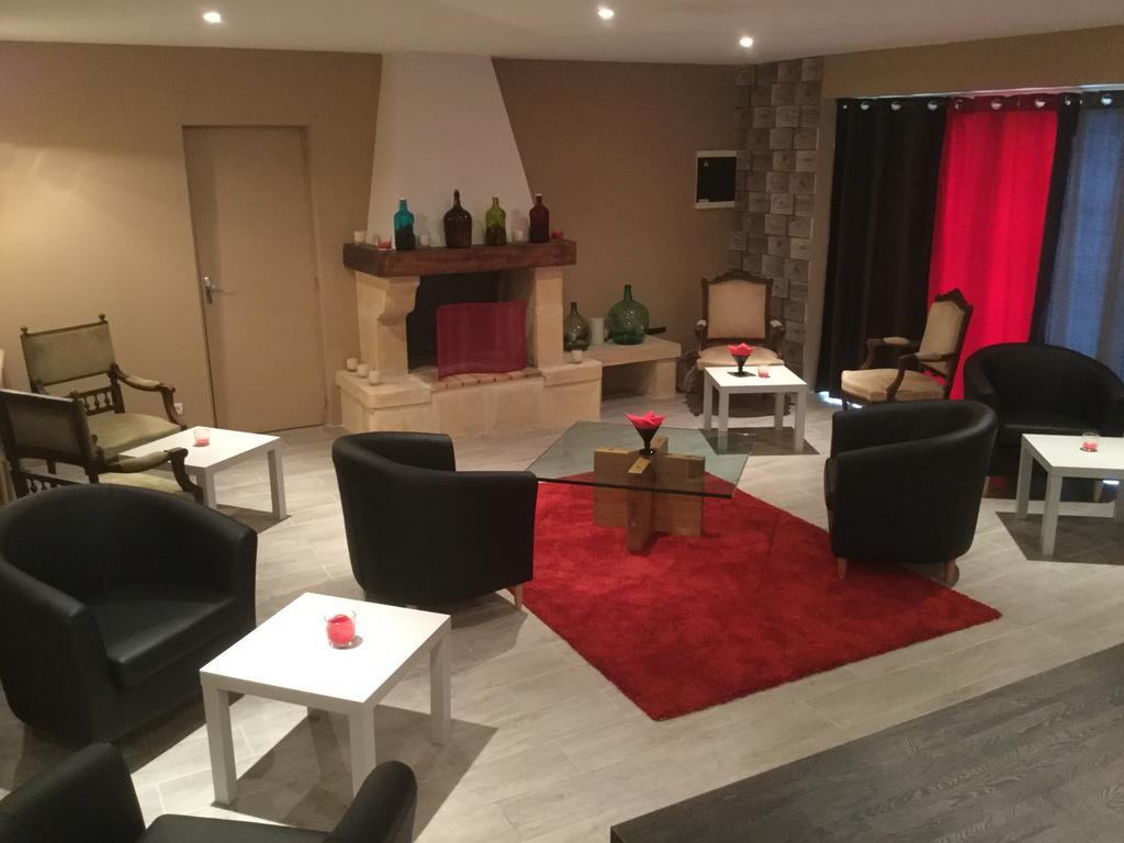 L'Art Dit Vin Saint-Aigulin Exterior foto
