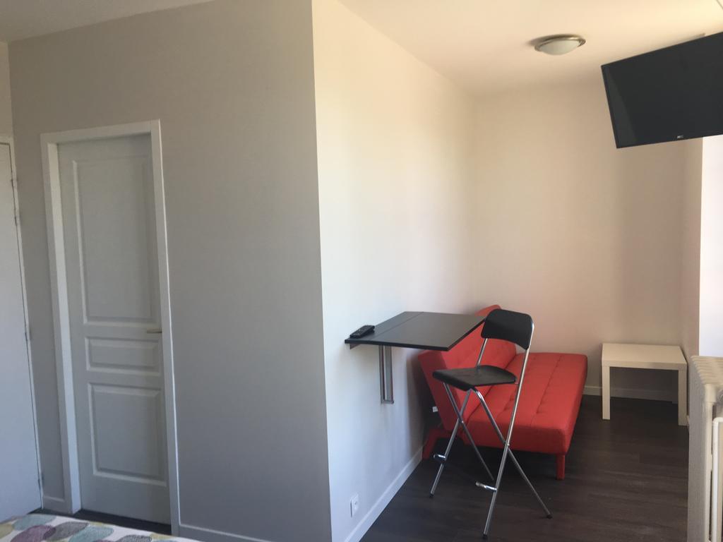 L'Art Dit Vin Saint-Aigulin Exterior foto
